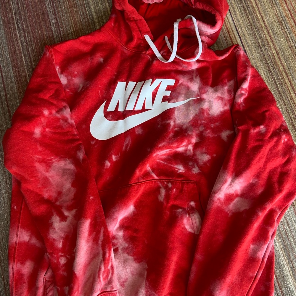 Men’s Nike bleached dyed red sweatshirt